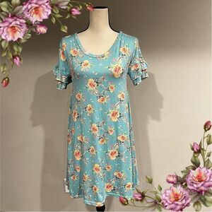 Scoop neck short sleeve floral a-line teal color dress